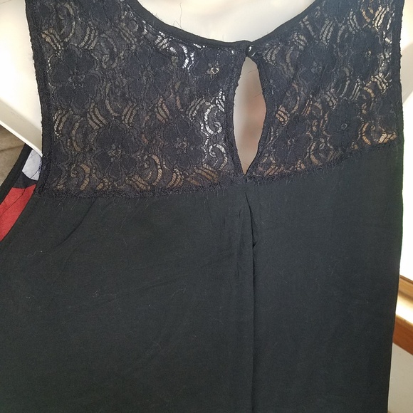 Plus size tank top - Picture 4 of 5